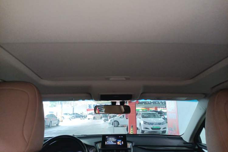 Used Lexus NX 2015 200T All-Wheel-Drive Fēngshàng Edition Headliner