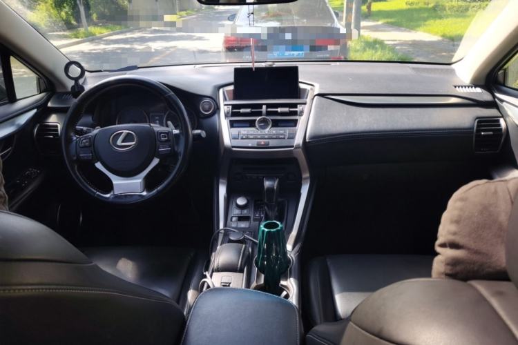 Used Lexus NX 2015 200T All-Wheel-Drive Fēngshàng Edition Interior 2