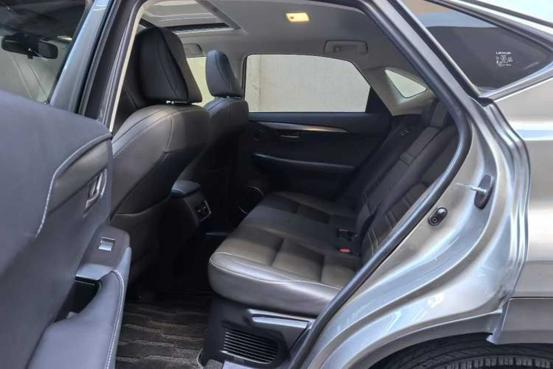 Used Lexus NX 2015 300h Front-Drive Fēngshàng Edition Interior 2