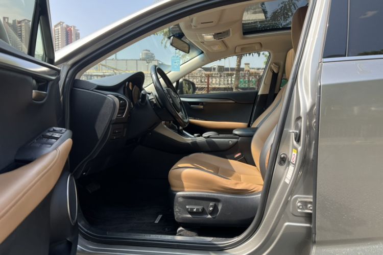 Used Lexus NX 2015 200T All-Wheel-Drive Fēngshàng Edition Interior 3
