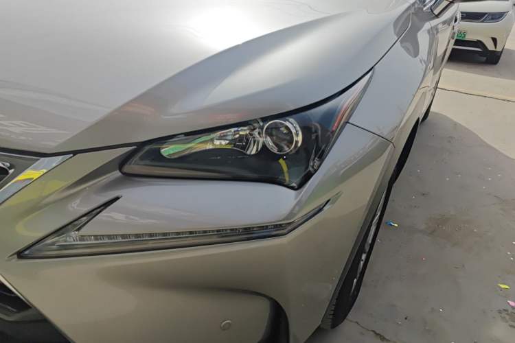 Used Lexus NX 2015 200 Front-Wheel Drive X-Trail SE Edition Left Front Headlight