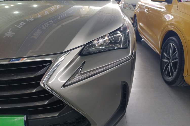Used Lexus NX 2015 200T All-Wheel-Drive Fēngshàng Edition Left Front Headlight