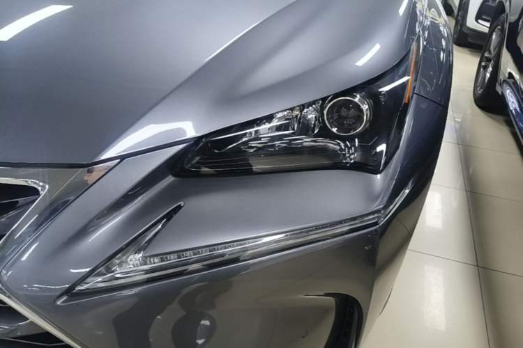Used Lexus NX 2015 200T All-Wheel-Drive Fēngshàng Edition Left Front Headlight