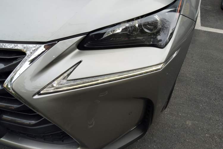 Used Lexus NX 2015 200T All-Wheel-Drive Fēngshàng Edition Left Front Headlight