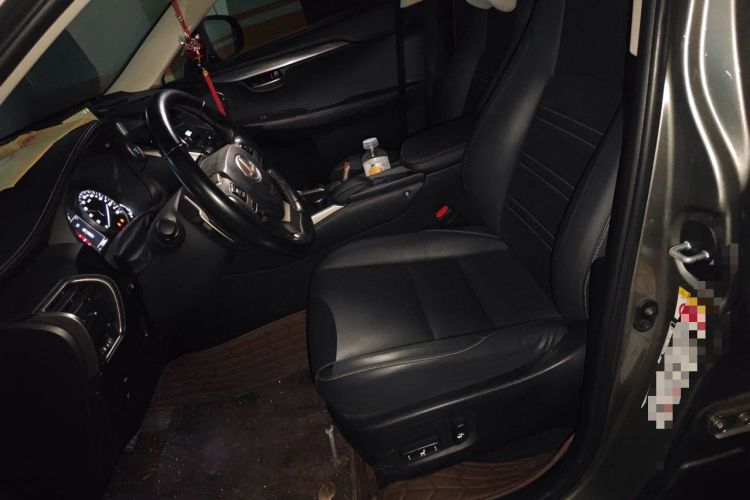 Used Lexus NX 2015 200T All-Wheel-Drive Fēngshàng Edition Left Front Seat