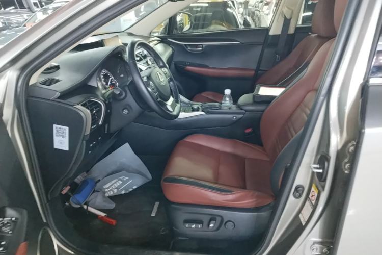 Used Lexus NX 2015 300h All-Wheel-Drive Fēngzhì Edition Left Front Seat