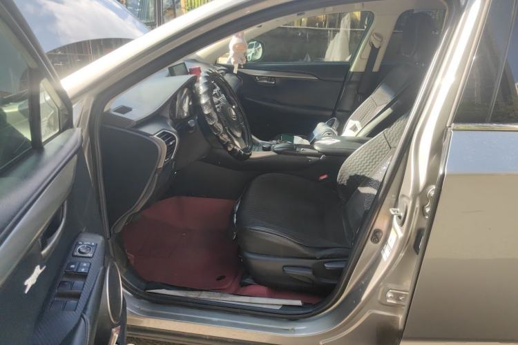 Used Lexus NX 2015 200 Front-Wheel Drive X-Trail SE Edition Left Front Seat