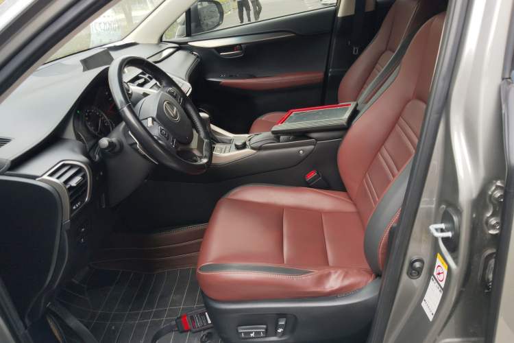 Used Lexus NX 2015 200T All-Wheel-Drive Fēngshàng Edition Left Front Seat