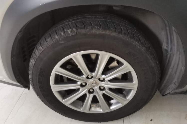 Used Lexus NX 2015 200 Front-Wheel Drive X-Trail SE Edition Left Front Wheel Hub