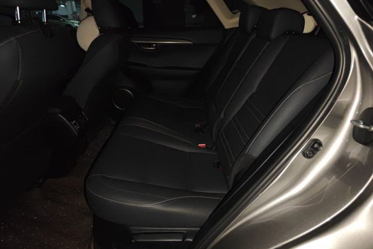 Used Lexus NX 2015 200T All-Wheel-Drive Fēngshàng Edition Left Rear Seat