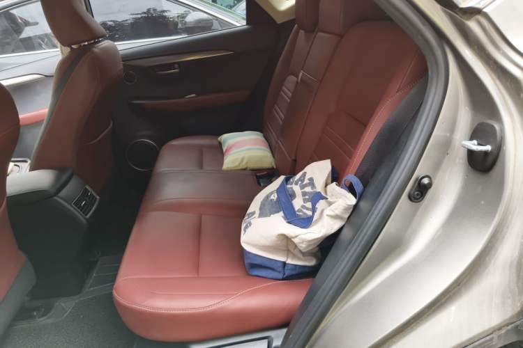 Used Lexus NX 2015 200 All-Wheel Drive Fēngshàng Edition Left Rear Seat