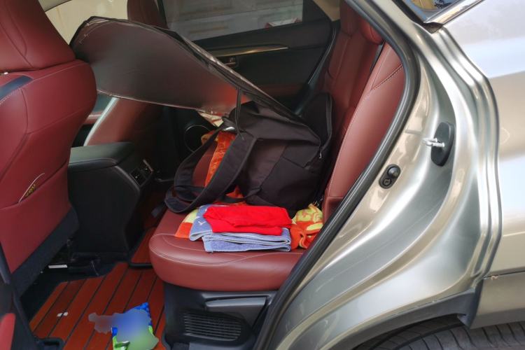 Used Lexus NX 2015 200T All-Wheel-Drive Fēngshàng Edition Left Rear Seat