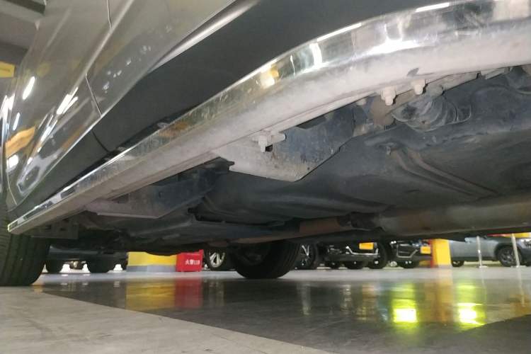 Used Lexus NX 2015 200T All-Wheel-Drive Fēngshàng Edition Left Side Sill