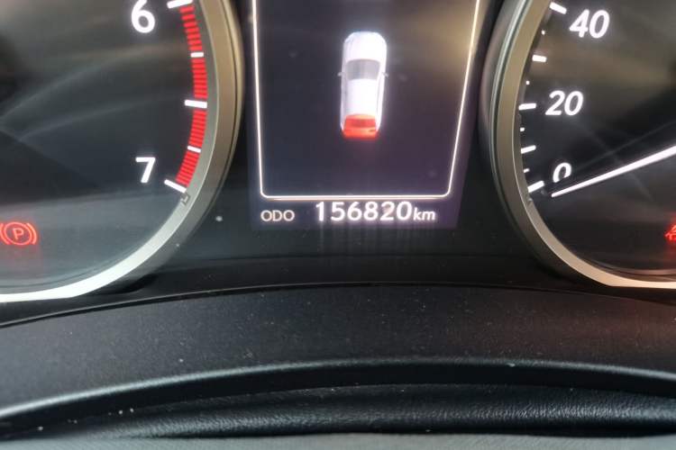 Used Lexus NX 2015 200T All-Wheel-Drive Fēngshàng Edition Odometer Close Up