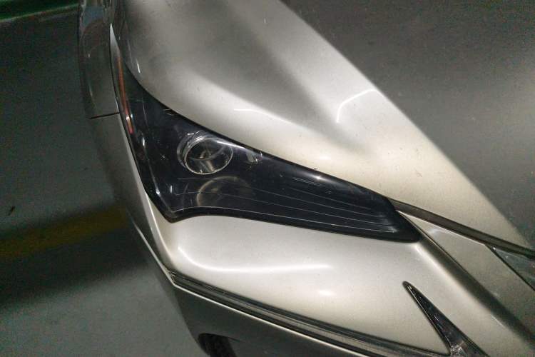 Used Lexus NX 2015 200 Front-Wheel Drive X-Trail SE Edition Right Front Headlight