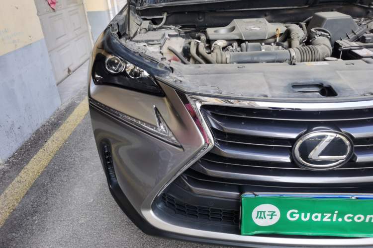 Used Lexus NX 2015 200T All-Wheel-Drive Fēngshàng Edition Right Front Headlight