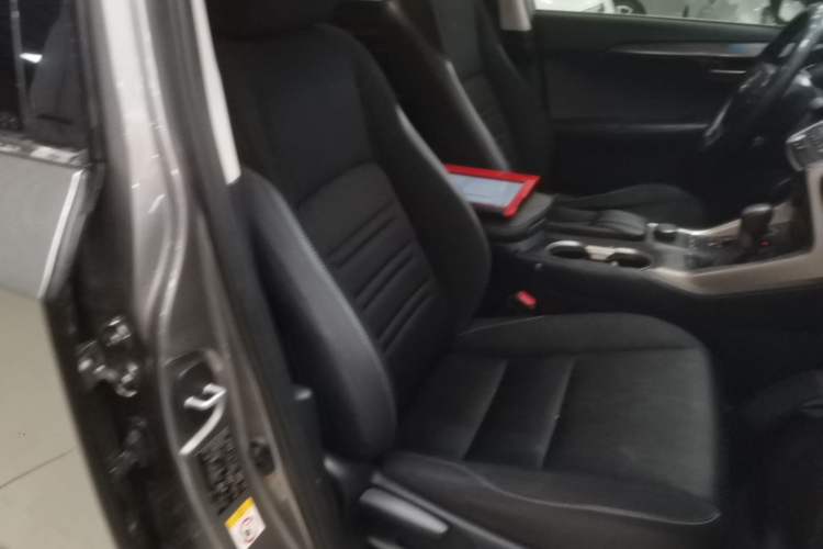 Used Lexus NX 2015 200 Front-Wheel Drive X-Trail SE Edition Right Front Seat