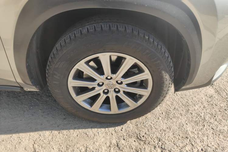 Used Lexus NX 2015 200 Front-Wheel Drive X-Trail SE Edition Right Front Wheel Hub