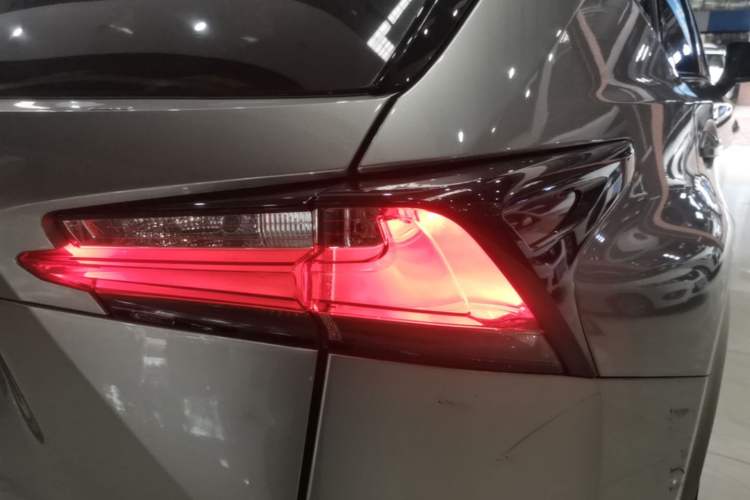Used Lexus NX 2015 200 Front-Wheel Drive X-Trail SE Edition Right Rear Taillight