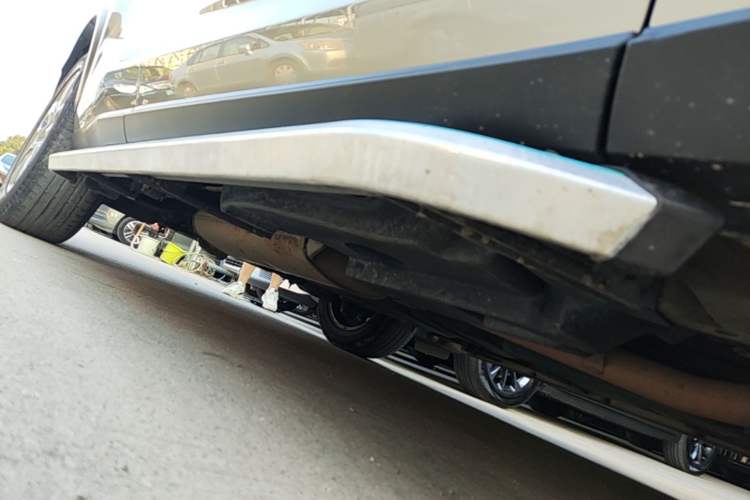 Used Lexus NX 2015 200T All-Wheel-Drive Fēngshàng Edition Right Side Sill