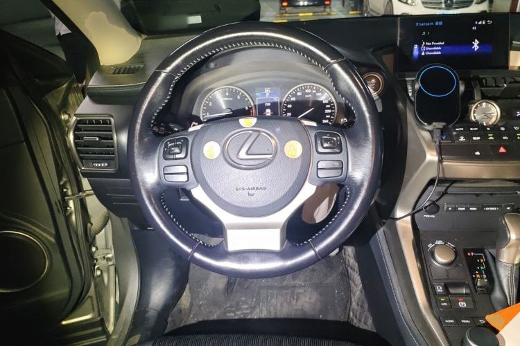Used Lexus NX 2015 200 Front-Wheel Drive X-Trail SE Edition Steering Wheel