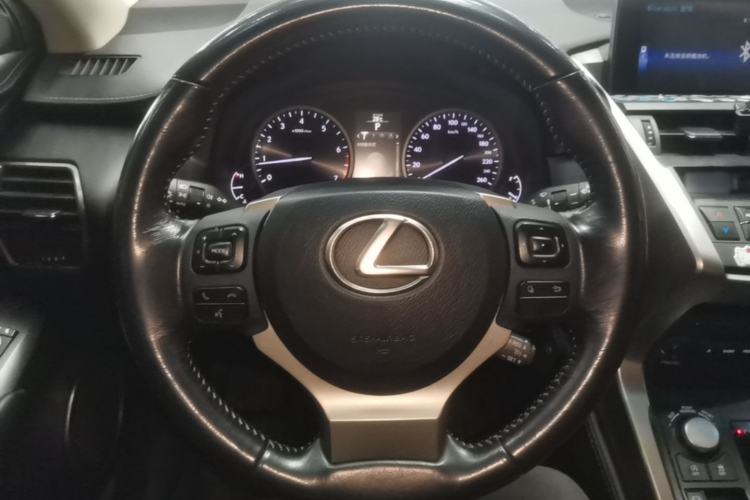 Used Lexus NX 2015 200 Front-Wheel Drive X-Trail SE Edition Steering Wheel