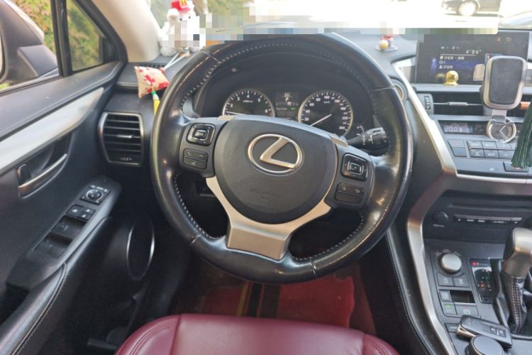 Used Lexus NX 2015 200 Front-Wheel Drive X-Trail SE Edition Steering Wheel