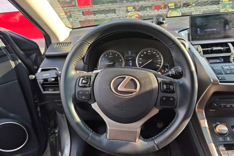 Used Lexus NX 2015 200 All-Wheel Drive Fēngshàng Edition Steering Wheel
