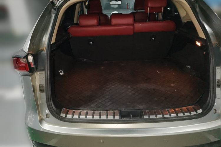 Used Lexus NX 2015 200 Front-Wheel Drive X-Trail SE Edition Trunk