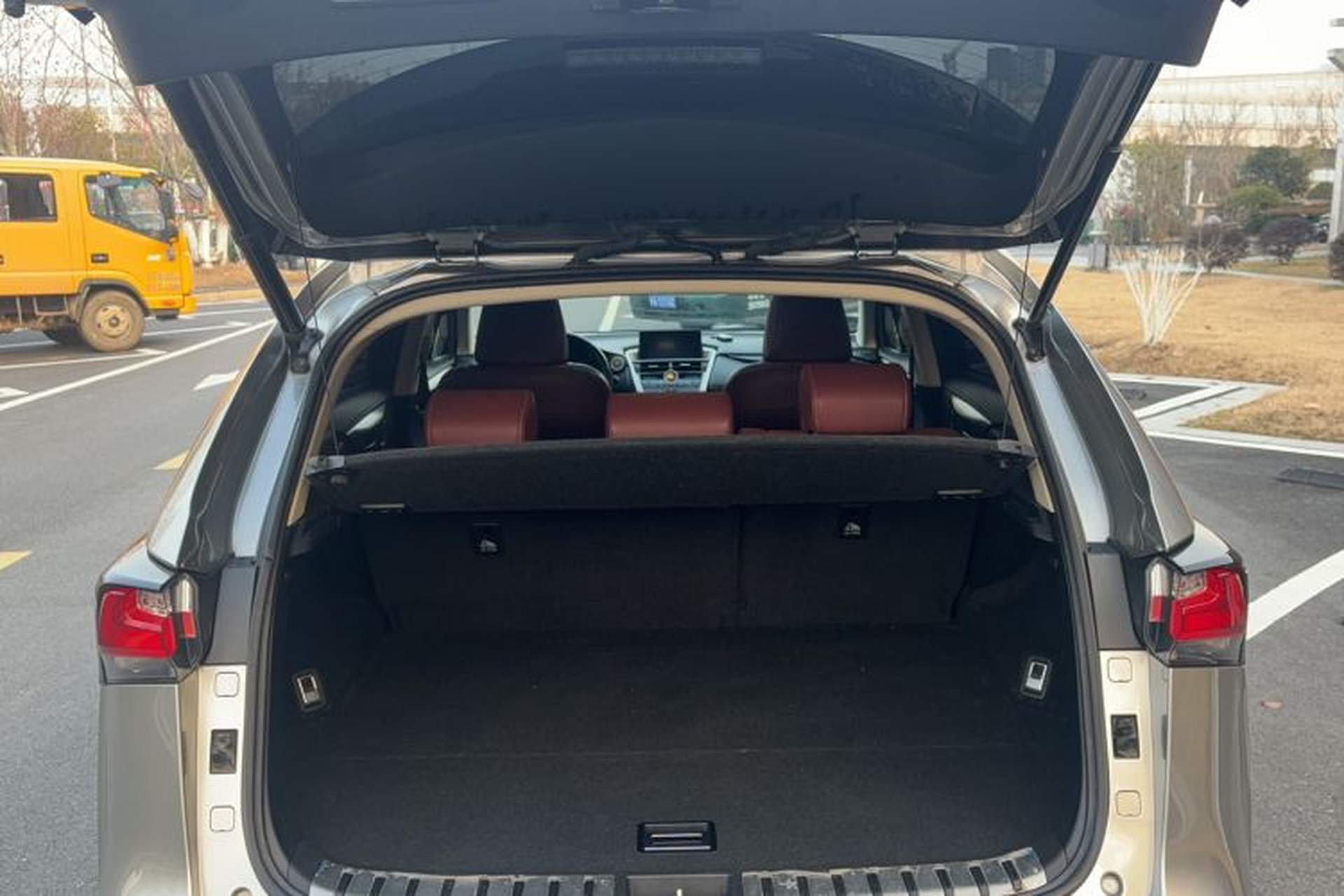 Used Lexus NX 2015 200T All-Wheel-Drive Fēngshàng Edition Trunk