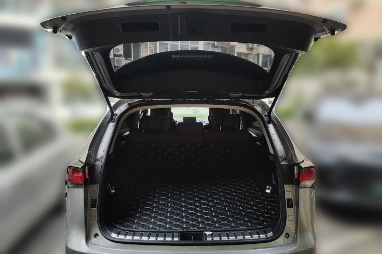 Used Lexus NX 2015 200T All-Wheel-Drive Fēngshàng Edition Trunk