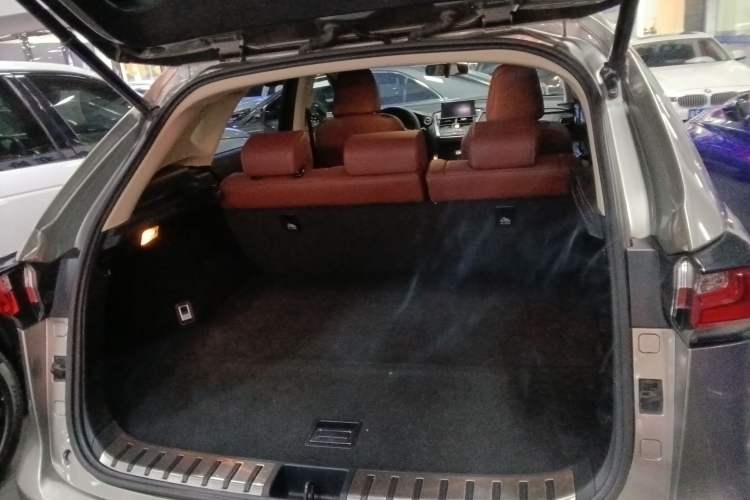 Used Lexus NX 2015 300h Front-Drive Fēngshàng Edition Trunk