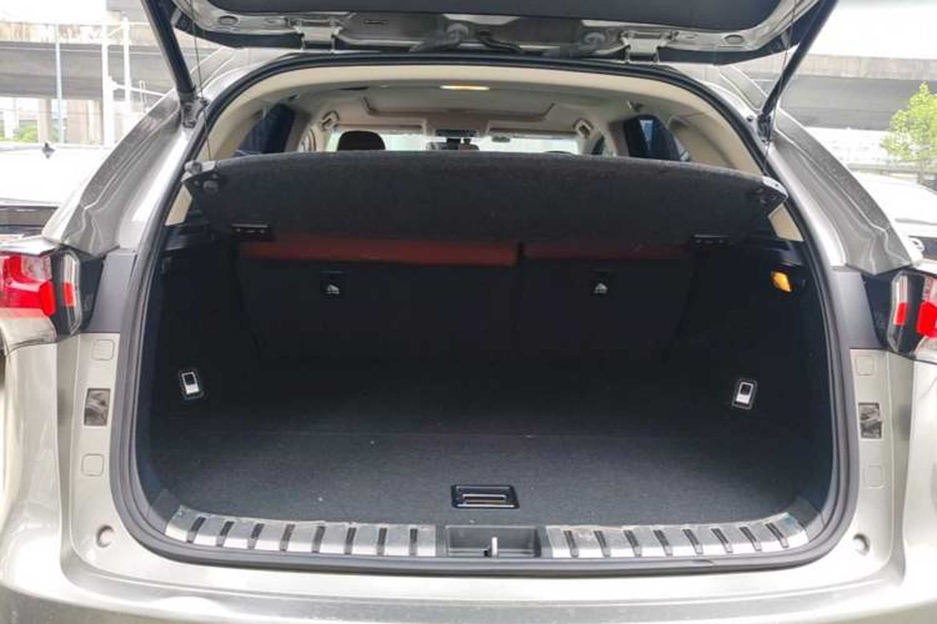 Used Lexus NX 2015 200T All-Wheel-Drive Fēngshàng Edition Trunk