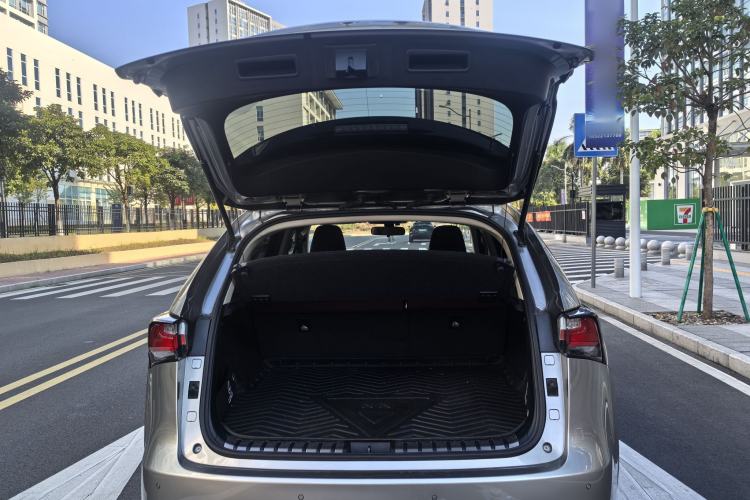 Used Lexus NX 2015 200T All-Wheel-Drive Fēngshàng Edition Trunk