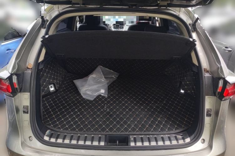 Used Lexus NX 2015 200T All-Wheel-Drive Fēngshàng Edition Trunk