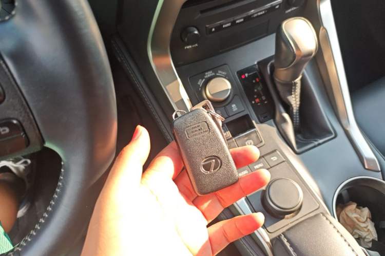 Used Lexus NX 2015 200 All-Wheel Drive Fēngshàng Edition Vehicle Key