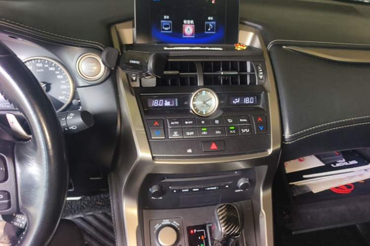 Used Lexus NX 2015 200T All-Wheel-Drive Fēngshàng Edition Audio And AC Panel