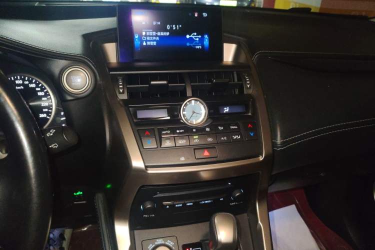 Used Lexus NX 2015 200T All-Wheel-Drive Fēngshàng Edition Audio And AC Panel
