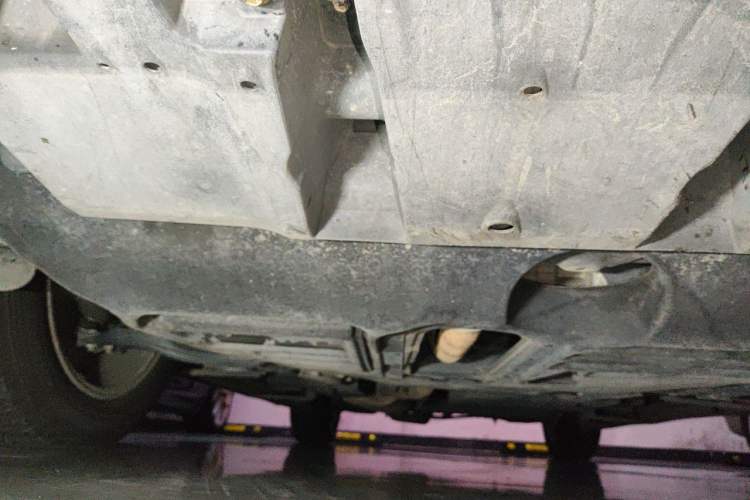 Used Lexus NX 2015 300h All-Wheel-Drive Fēngzhì Edition Chassis Front