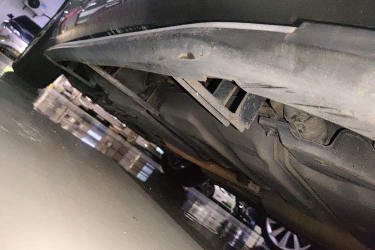 Used Lexus NX 2015 300h All-Wheel-Drive Fēngzhì Edition Chassis Rear Left