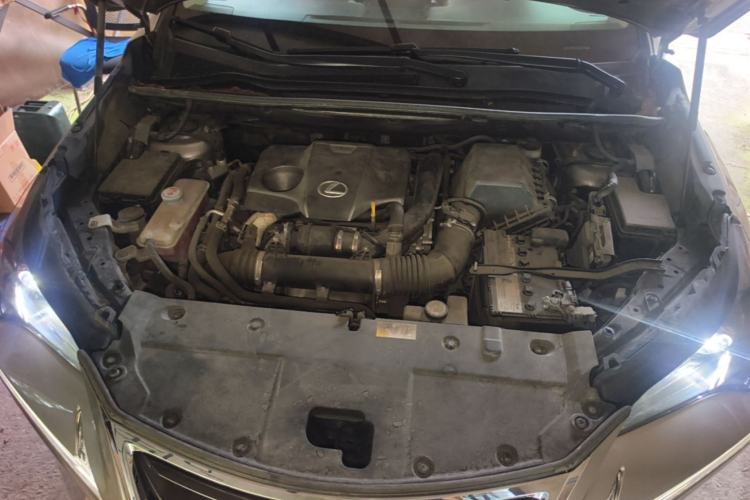 Used Lexus NX 2015 200T All-Wheel-Drive Fēngshàng Edition Engine Bay