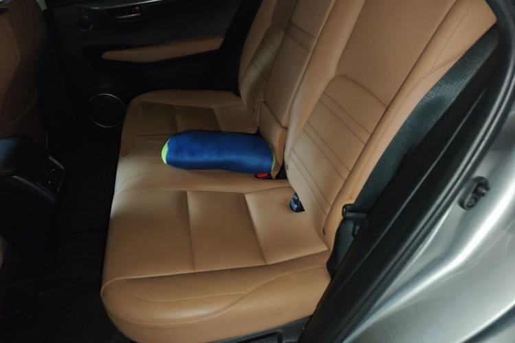 Used Lexus NX 2015 200T All-Wheel-Drive Fēngshàng Edition Left Rear Seat