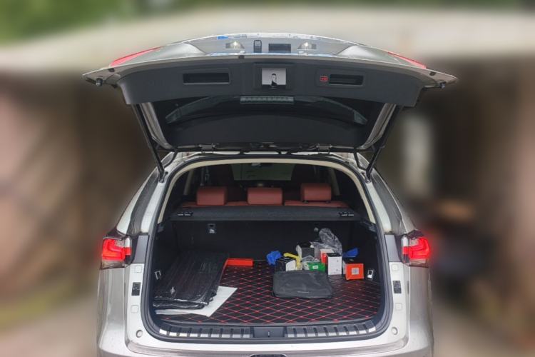 Used Lexus NX 2015 200T All-Wheel-Drive Fēngshàng Edition Trunk