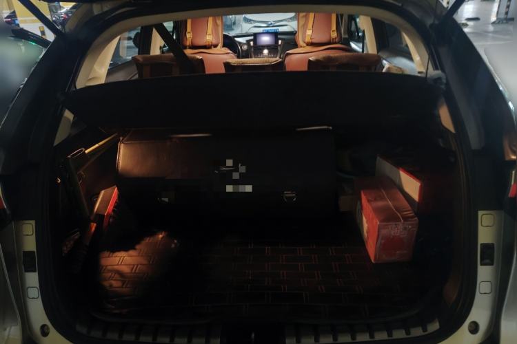 Used Lexus NX 2015 200T All-Wheel-Drive Fēngshàng Edition Trunk