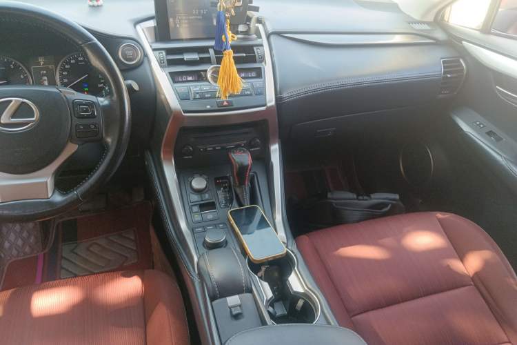Used Lexus NX 2015 200 Front-Wheel Drive X-Trail SE Edition Audio And AC Panel