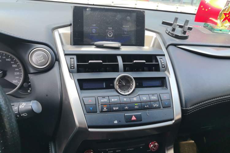 Used Lexus NX 2015 200 Front-Wheel Drive X-Trail SE Edition Audio And AC Panel