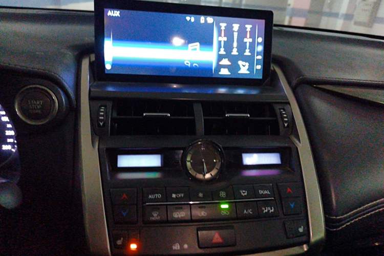 Used Lexus NX 2015 200 All-Wheel Drive Fēngshàng Edition Audio And AC Panel