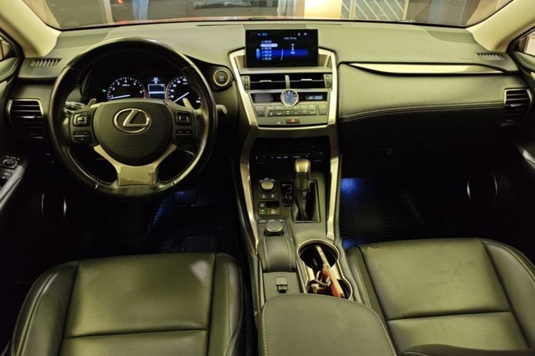 Used Lexus NX 2015 200T All-Wheel-Drive Fēngshàng Edition Center Console