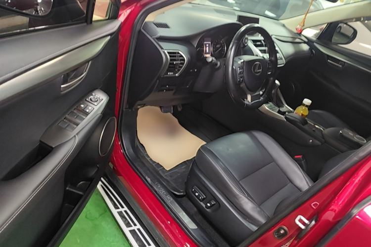Used Lexus NX 2015 200T All-Wheel-Drive Fēngshàng Edition Driver Seat