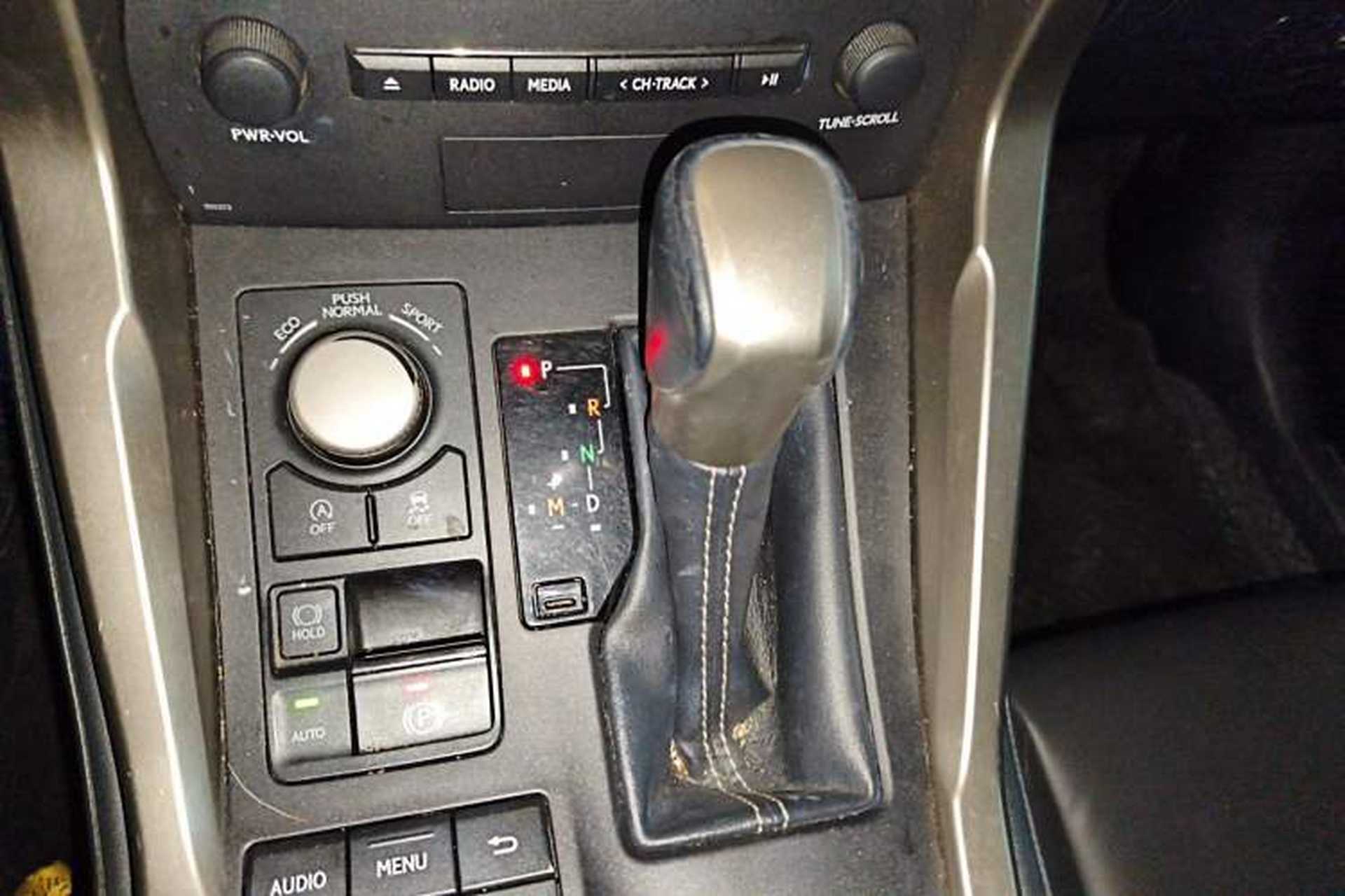 Used Lexus NX 2015 200 All-Wheel Drive Fēngshàng Edition Gear Lever